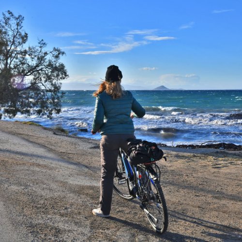 Aegina Island: E-bike guided day tour