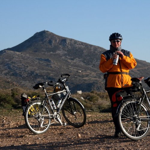 Tagesradtour auf der Insel Ägina: Eine andere Welt, nur eineinhalb Stunden von Piräus entfernt