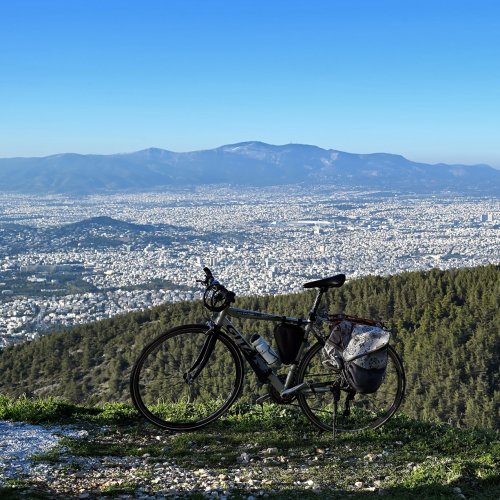 Athens e-bike guided tour. Cycling over the city