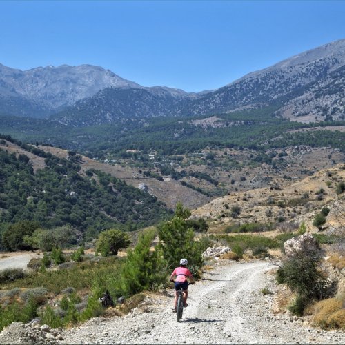 Mountainbiken in Kreta. Ostkreta abseits der ausgetretenen Pfade