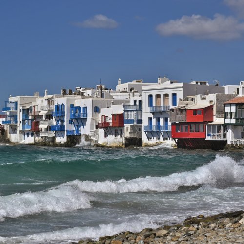 Cyclades, islands of light. Hiking and sightseeing on Santorini and Naxos, with Delos and Mykonos